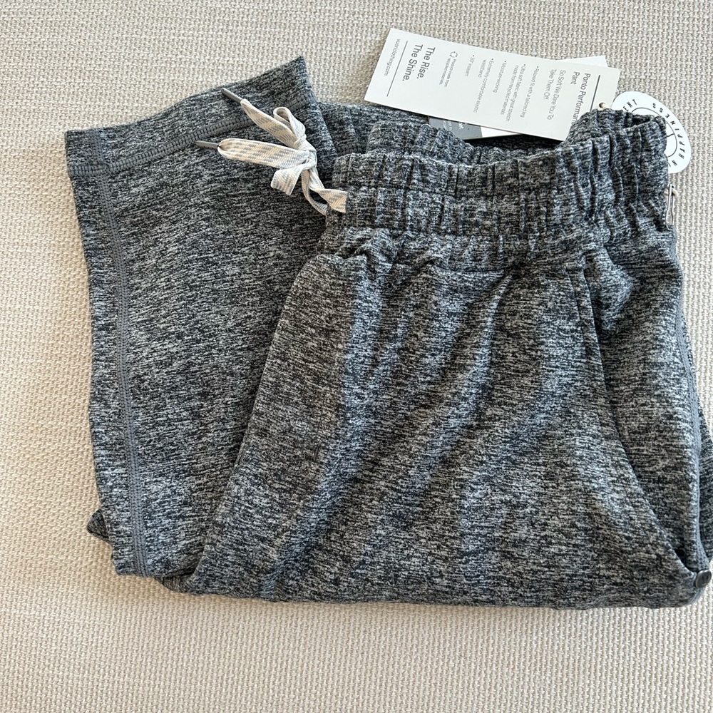 Brand new with tags Vuori men’s joggers.